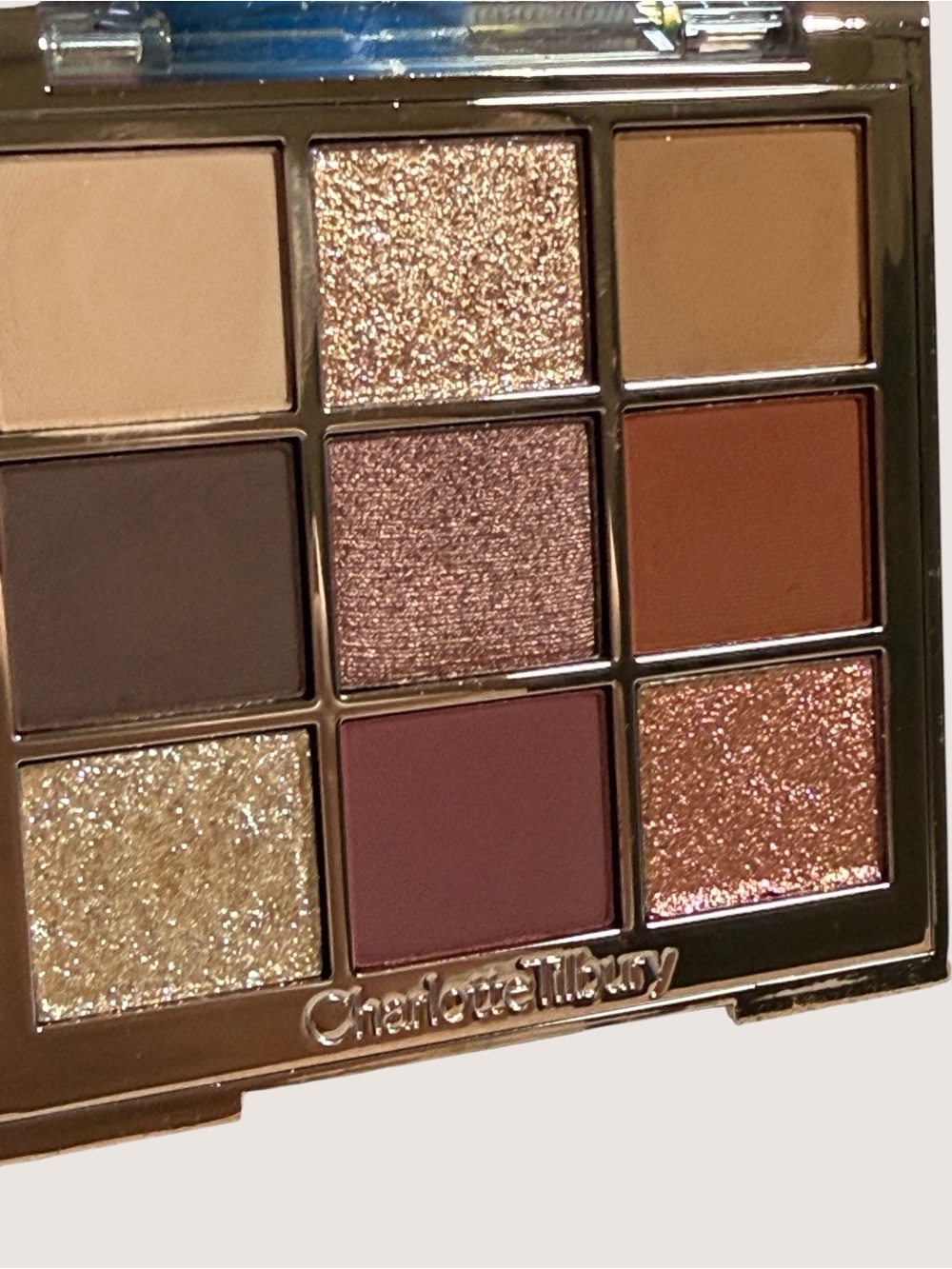 Charlotte Tilbury Eyeshadow in SENSUAL SUNSET— LIMITED EDITION!! - Picture 3 of 14
